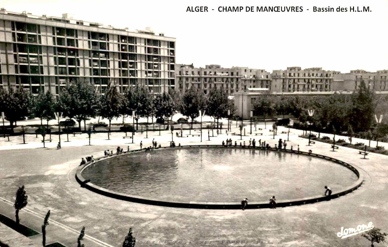 Alger - Champ de Manoeuvres - Bassin des HLM.jpg